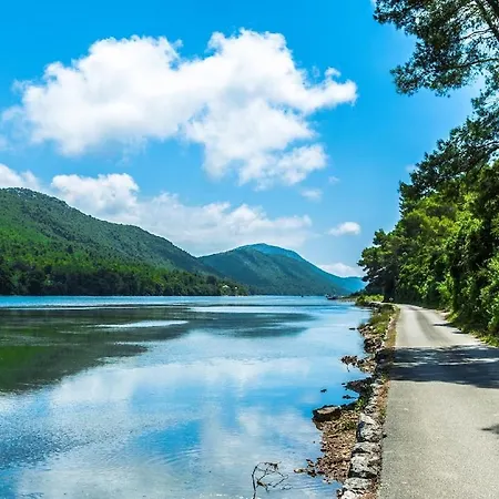 Casa de Férias Divina House 2br 2ba Access Broce