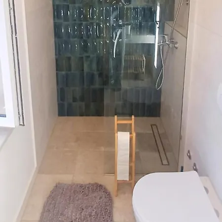 Divina House 2br 2ba Access