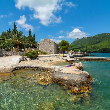 Divina House 2br 2ba Access Holiday home